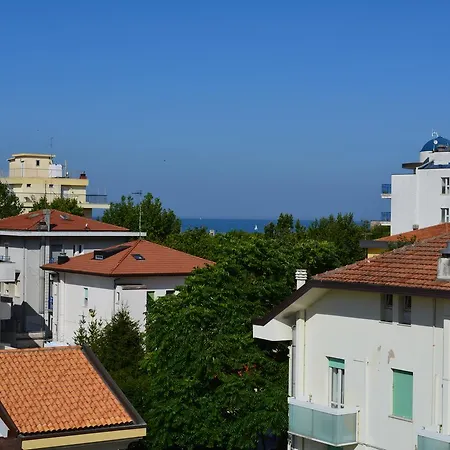 Universal Ξενοδοχείο 2*