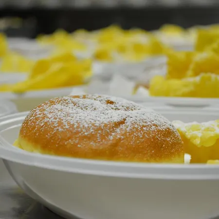 Universal 2* 里乔内