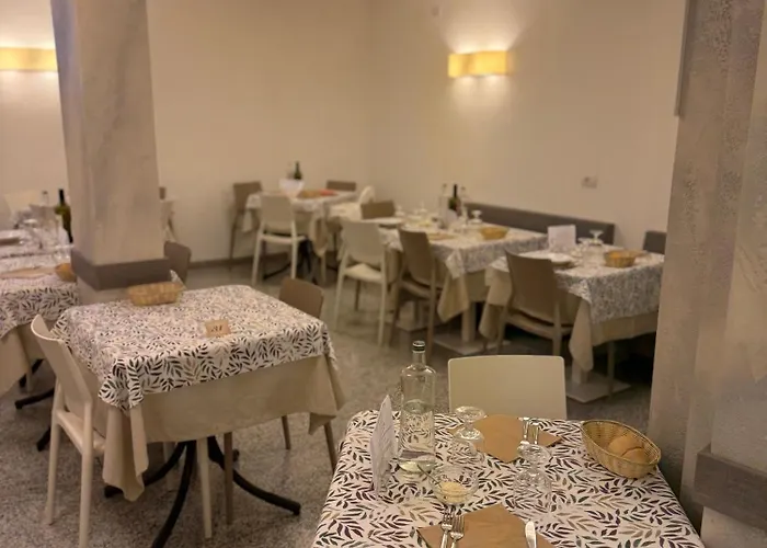 Szálloda Universal 2*