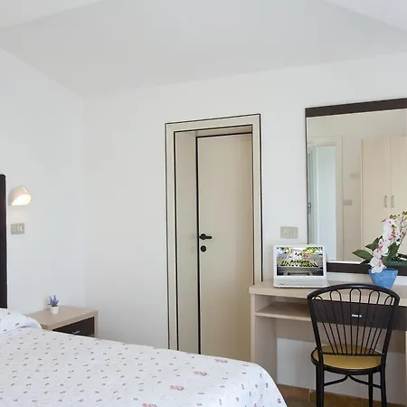 Hotell Universal Riccione